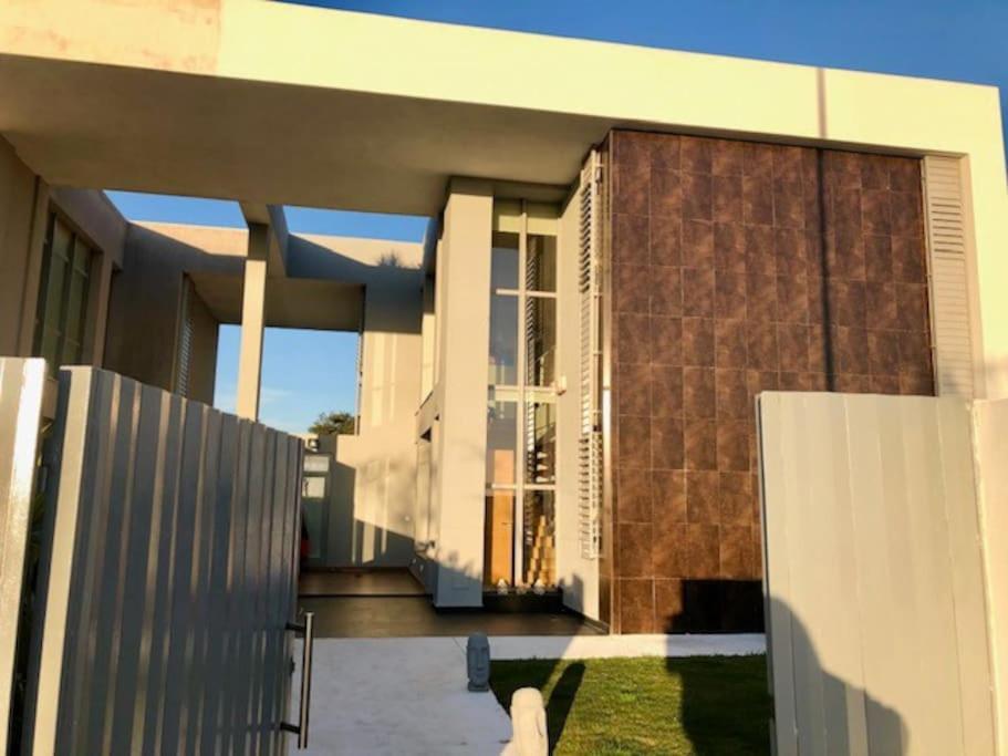 Modern Zen Bali Hotell Puerto Real Exteriör bild